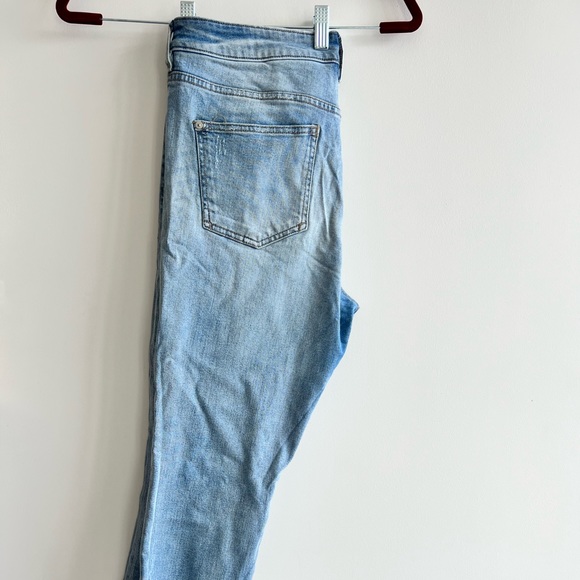 Anthropologie's Pilcro High-Rise Slim Boyfriend Jeans - Picture 9 of 14